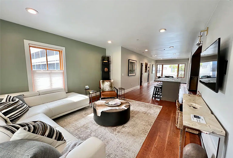 The Wooded Owl - Downtown Whitefish